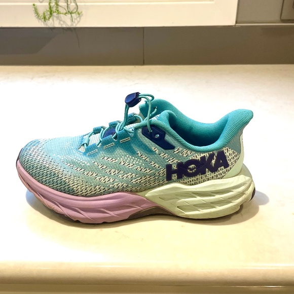 Hoka Speedgoat 5 - Picture 1 of 5